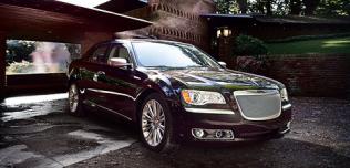 Chrysler 300 Luxury Series Sedan