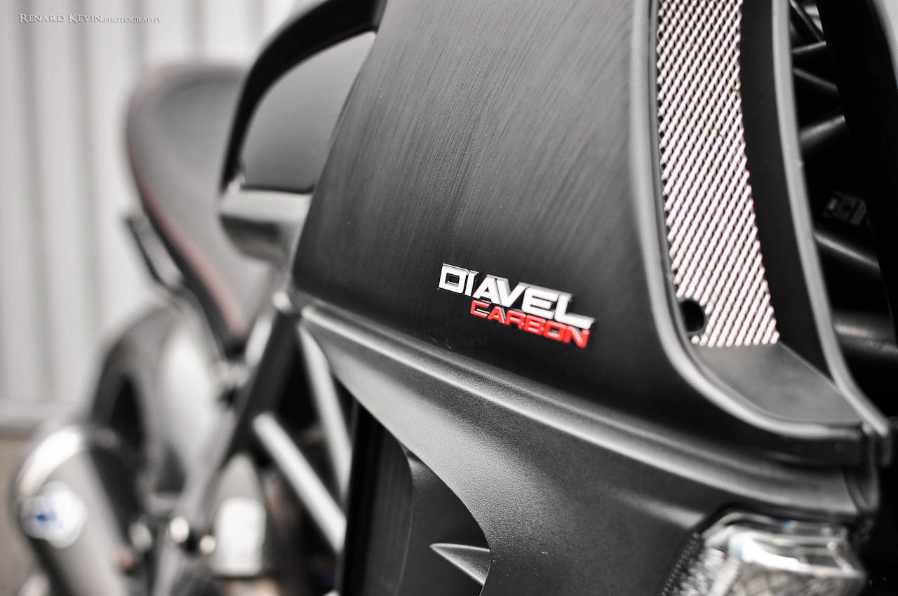 Ducati Diavel Carbon ABS